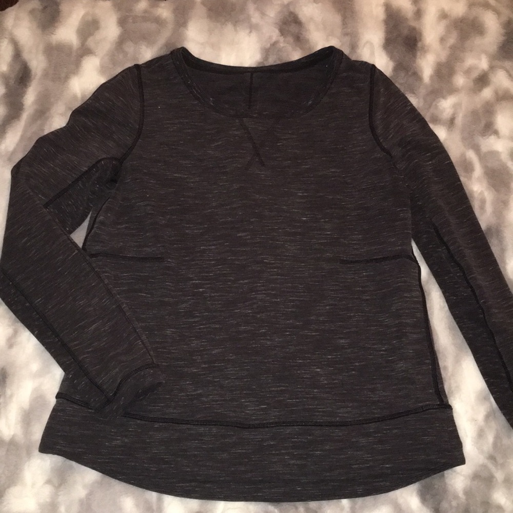 Lululemon black long sleeve top
